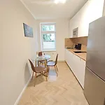 Zollikof Aparts - Sauna & Studioapartments アパートホテル