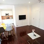 Zollikof Aparts - Sauna & Studioapartments アパートホテル 3*