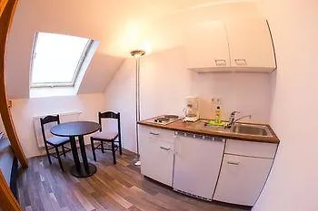 アパートホテル Zollikof Aparts - Sauna & Studioapartments