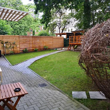 Zollikof Aparts - Sauna & Studioapartments מלון דירות 3*