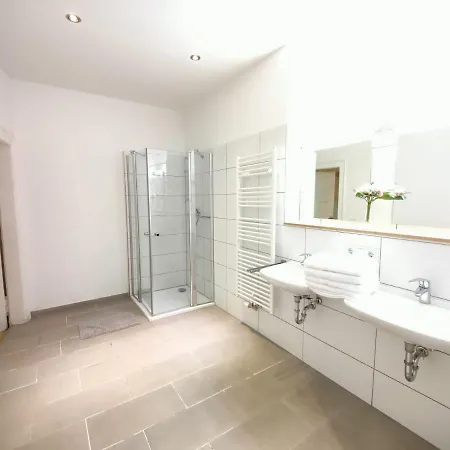 Zollikof Aparts - Sauna & Studioapartments Lejlighedshotel 3*