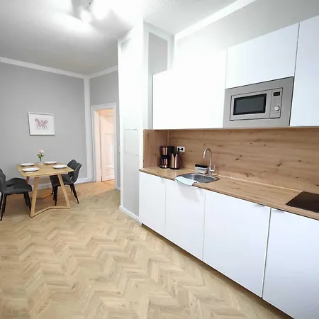 Zollikof Aparts - Sauna & Studioapartments Apart Otel Leipzig