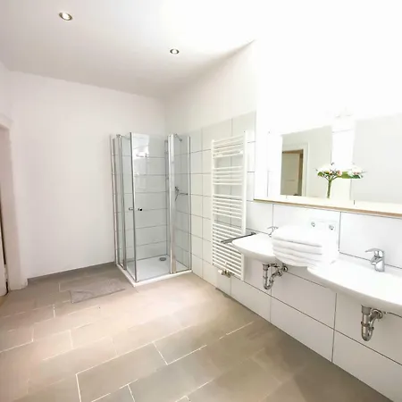 Zollikof Aparts - Sauna & Studioapartments 3* לייפציג